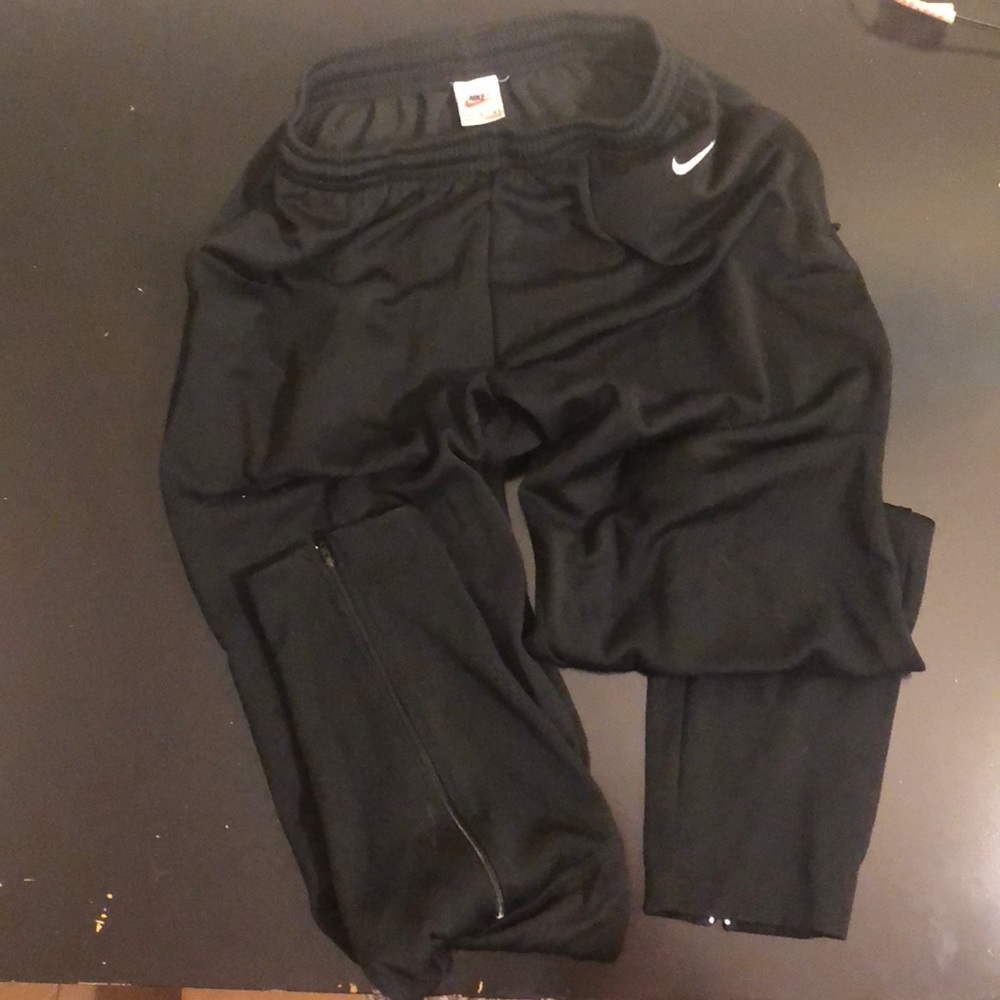 Nike jogger type pants w zipper